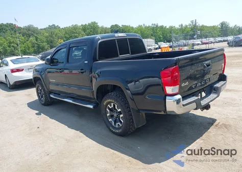 2017 Toyota Tacoma Sr5 V6 z USA, uszkodzony, nr VIN 3TMCZ5AN6HM056074